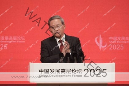 China afirma que tarifas dos EUA se tornarão “piada” e vai ignorar as novas medidas