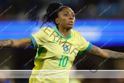 Futebol feminino com 16 times é uma das novidades das Olimpíadas de 2028