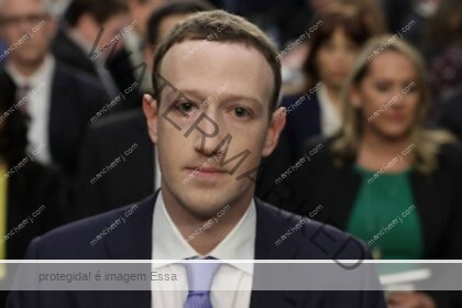 Mark Zuckerberg pode ter que se desfazer de Instagram e WhatsApp