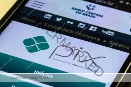 Fraudes no Pix disparam acima de 390 mil por mês em 2024