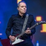 Tony Belloto, do Titãs, passa por cirurgia contra câncer e banda atualiza estado de saúde