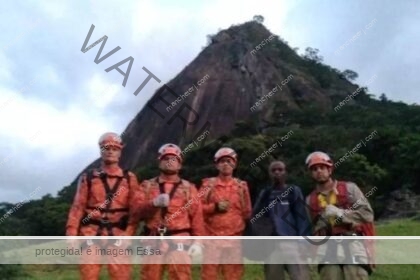Homem é resgatado no topo de montanha em zona rural de Campos