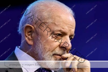 Lula passa por exames em hospital em Brasília e cancela agenda