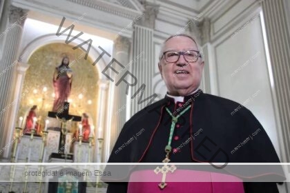 Bispo de Campos passará por cirurgia para retirada de câncer