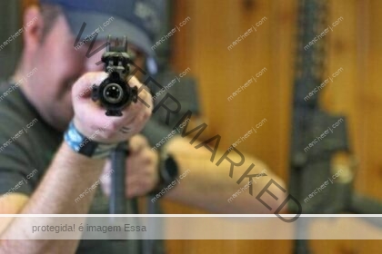 Deputados discutem mudanças nas regras para compra e porte de armas