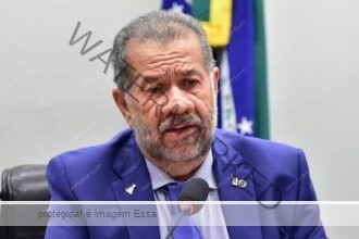 Lupi cai após escândalo do INSS; Wolney Queiroz assume ministério