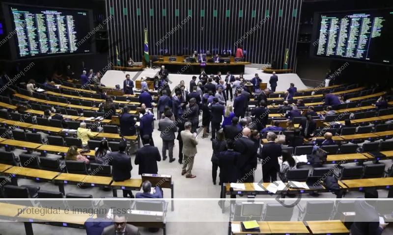 Câmara aprova projeto que amplia número de deputados federais