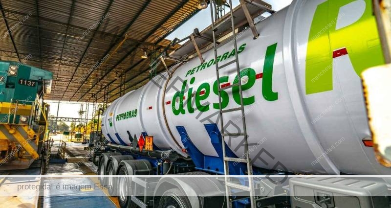 Petrobras reduz o preço do diesel nas distribuidoras