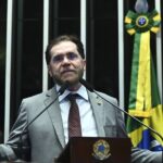 Senador que discutiu com Marina Silva já falou em enforcá-la; saiba quem é