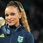 Rebeca Andrade diz que não disputará mais provas de solo