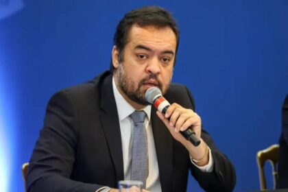 Castro encaminha pacote à Alerj com fim da saída temporária de presos