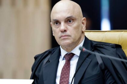 Daniel Vorcaro enviou mensagens a Moraes no dia em que foi preso