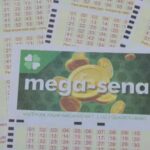 Mega-Sena acumula e pode pagar prêmio de R$ 100 milhões nesta terça