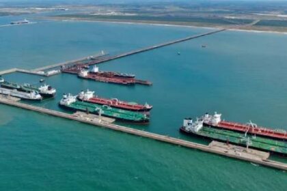 R$ 240 milhões para indústria naval e conclusão de obra no Porto do Açu