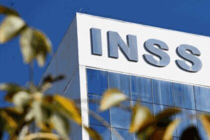 INSS recebeu pelo menos quatro avisos de descontos indevidos desde 2018