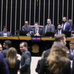 Câmara aprova PEC regulamentação aposentadoria de agentes de saúde e combate a endemias