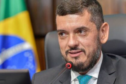 Pesquisa coloca Bacellar como nome mais forte para enfrentar Paes em 2026