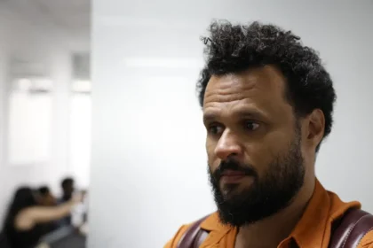 Pesquisador da Uerj defende monitoramento da trajetória de ex-cotistas