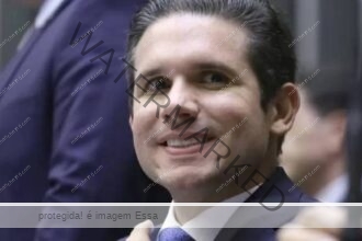 Câmara aprova projeto que reduz penas de Bolsonaro e dos condenados do 8 de janeiro