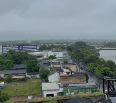 Semana começa com previsão de fortes chuvas em Campos