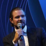 CPI do INSS convoca dono do Banco Master para depor em fevereiro