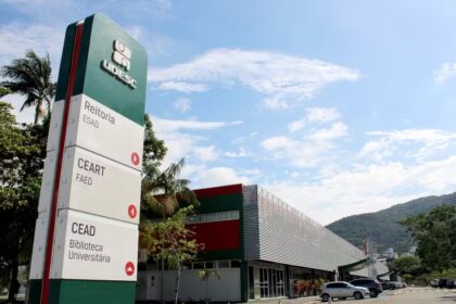 Santa Catarina sanciona lei que veta cotas raciais em universidades públicas e instituições com recursos do estado