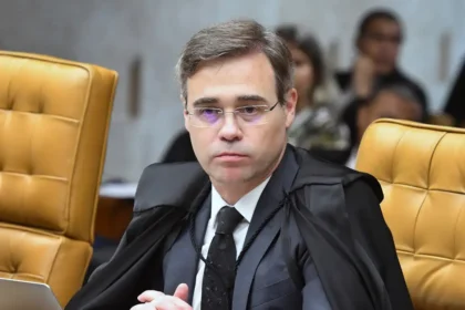 André Mendonça assume relatoria do caso Master após saída de Toffoli