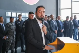 Governador regulamenta lei que garante segurança vitalícia para ex-governadores do Rio