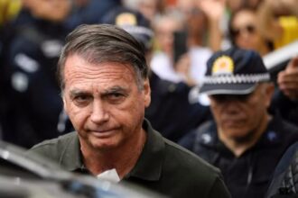 PGR se manifesta a favor de prisão domiciliar para Bolsonaro