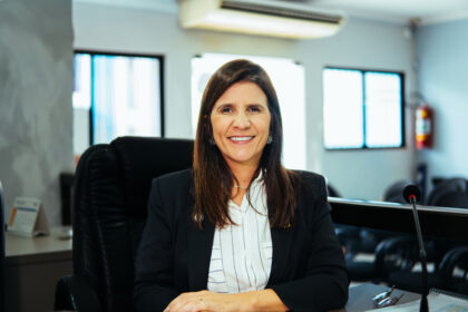 Vereadora Kitiely Freitas volta à Câmara de Quissamã após período na Cultura