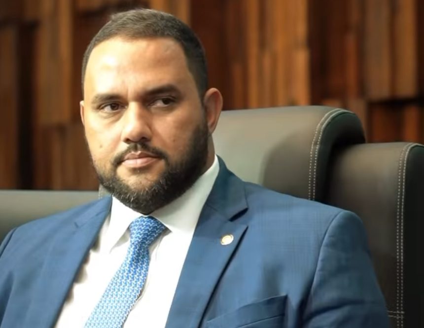 “Para a felicidade do estado”, diz deputado Thiago Rangel sobre exoneração na Secretaria de Saúde