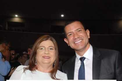 Ex-prefeita Rosinha Garotinho diz que tirou foto com Douglas Ruas por educação, mas que o seu apoio é para seu marido Garotinho