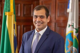 Deputado Bruno Dauaire participa da Festa da Penha em Atafona e relembra lei de sua autoria