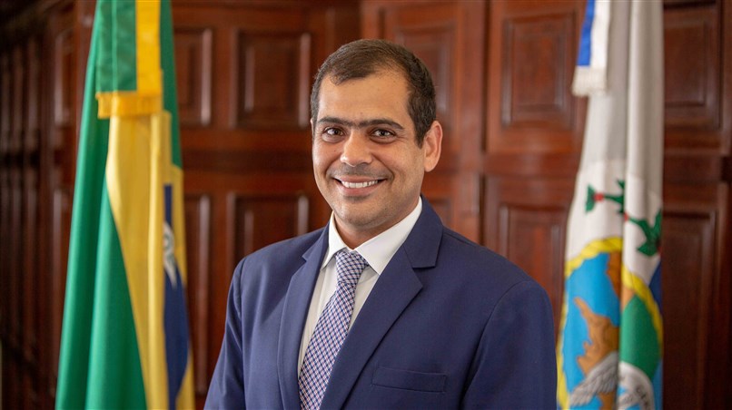 Deputado Bruno Dauaire participa da Festa da Penha em Atafona e relembra lei de sua autoria