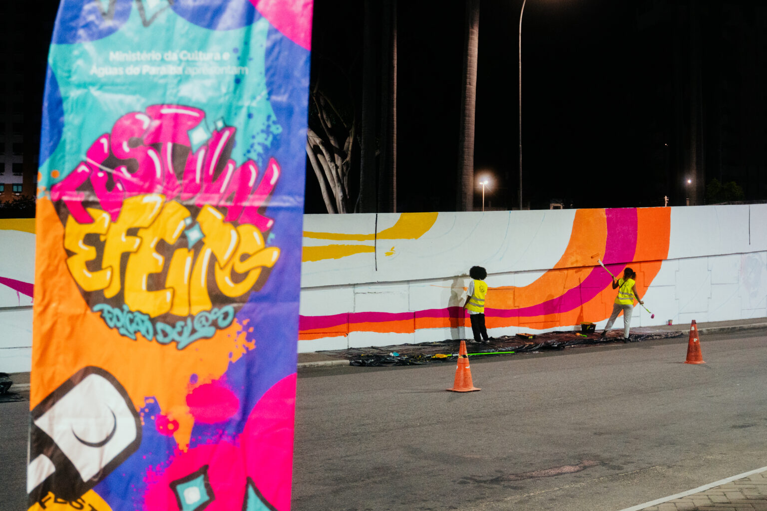 Festival Efeito leva arte em graffiti à Ponte Leonel Brizola