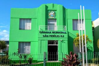 MPRJ cumpre mandados de busca em investigação sobre ‘rachadinha’ na Câmara de São Fidélis