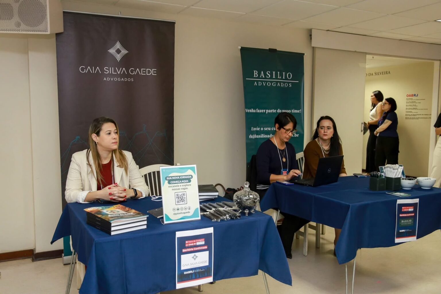 Feira de Estágios da OAB-RJ oferece vagas imediatas e networking para universitários de Direito