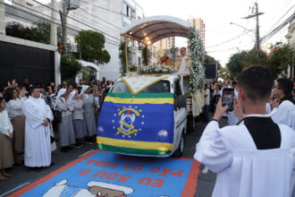 Saiba quais ruas serão interditadas pelo cortejo de Corpus Christi em Campos