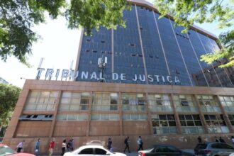 TJ-RJ pagou R$ 383,1 milhões em penduricalhos em maio; STF determina explicações em até 48 horas