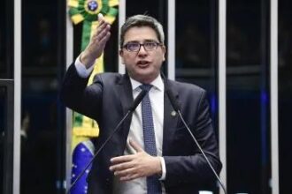 PL confirma Carlos Portinho como candidato à reeleição ao Senado após desistência de Cláudio Castro