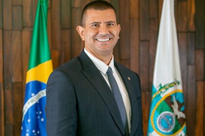 PL oficializa Douglas Ruas ao governo do Rio e Carlos Portinho ao Senado