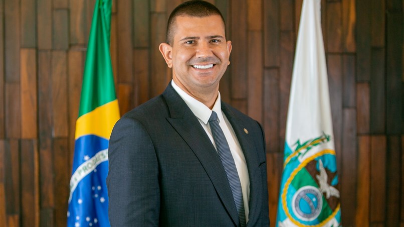 PL oficializa Douglas Ruas ao governo do Rio e Carlos Portinho ao Senado