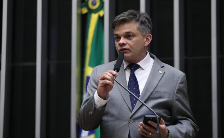De votação discreta a mais de 3 mil votos, Dimas Gadelha registra avanço eleitoral em Campos