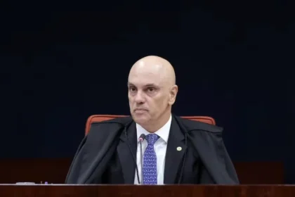Moraes manda suspender pagamentos irregulares a magistrados, incluindo do TJRJ