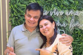 Dimas Gadelha busca reeleição e amplia alianças em São João da Barra