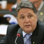 Parecer da PGE pode levar à anulação dos votos de Garotinho e dar vitória a Douglas Ruas no primeiro turno