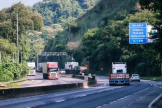 Feriado de Finados deve movimentar 2,8 milhões de veículos nas estradas do Rio de Janeiro
